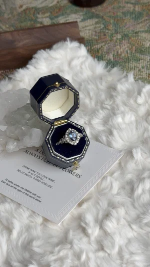 Blue Twilight l 暮光藍詩