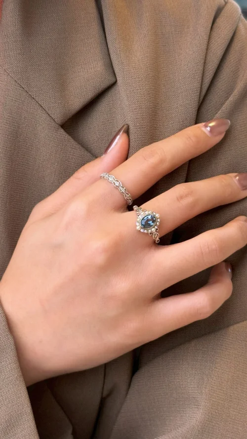 Blue Twilight l 暮光藍詩